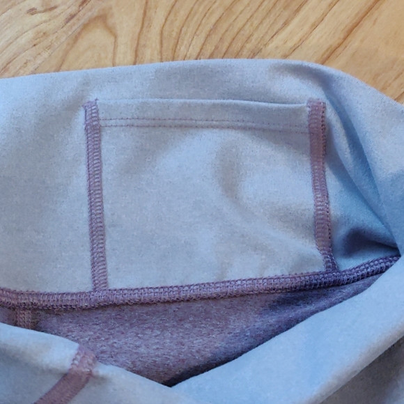 🎉Host Pick🎉 EUC Fabletics leggings - Picture 6 of 6